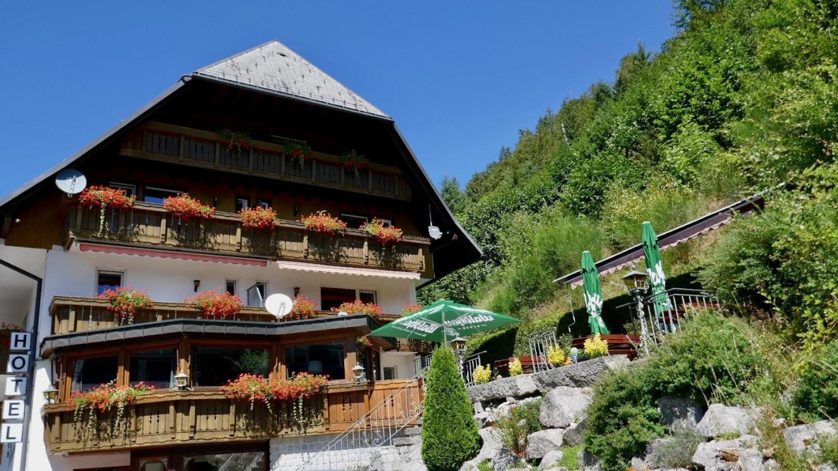 Hotel Silberfelsen Menzenschwand-Hinterdorf Exterior foto